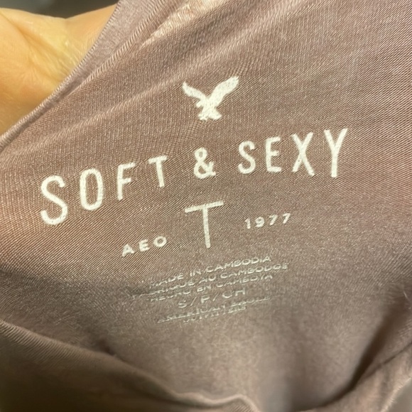 American eagle soft and sexy key hole long sleeve blush pink top - Picture 5 of 5
